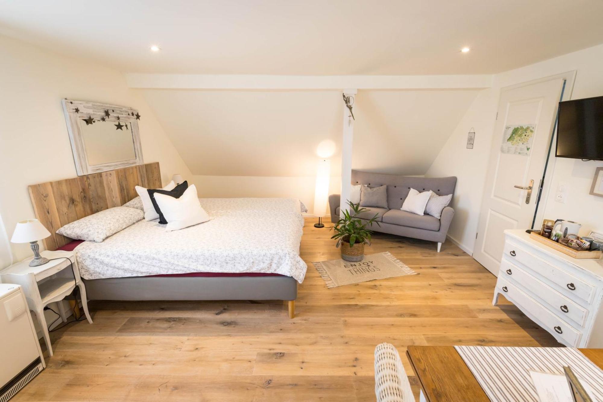 Romantik-Suite Nordelsass B&B Oberhoffen-les-Wissembourg Buitenkant foto